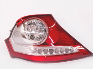 LANTERNA TRASEIRA INFERIOR LE G7